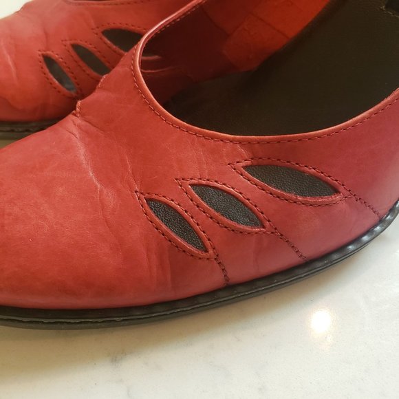 Etienne Aigner leather Heels size 8.5 40's inspired cutout red block heel - Picture 6 of 11